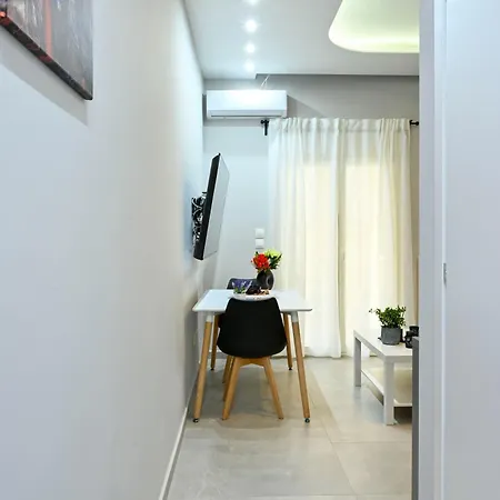 Downtown Luxury Apartment