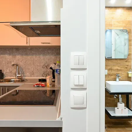 Downtown Luxury テッサロニキ