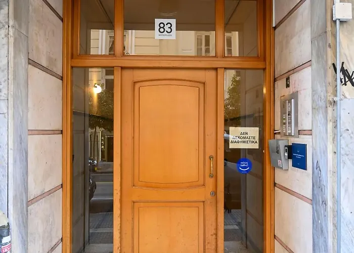 Downtown Luxury Apartment