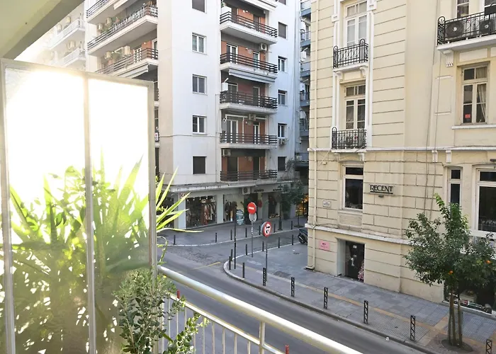 Downtown Luxury *